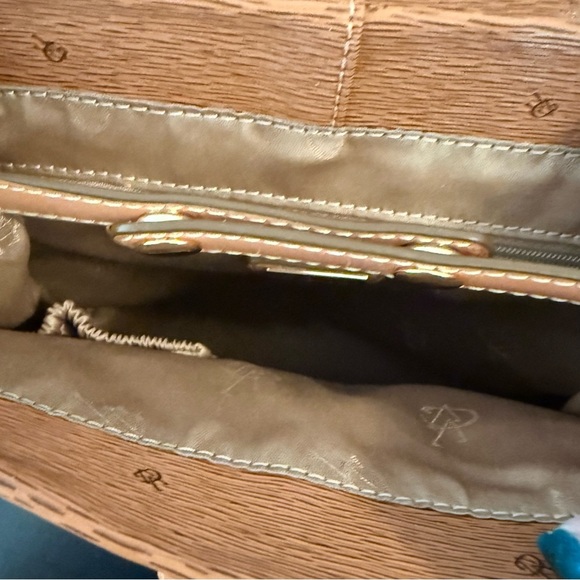 Vincent van Gogh Elegant Tan and Brown Women's Backpack - Picture 6 of 9